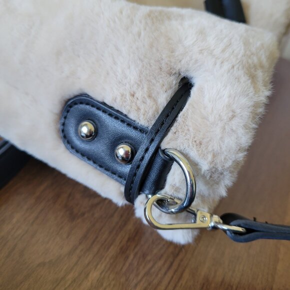 House of Harlow1960 Cream & Black Bucket Crossbody Purse Bag. Faux Fur EUC - Picture 6 of 16